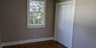 Beautiful 2 BR/1 BA Furnished Apartment Available in Downtown Charleston! Gallery 9