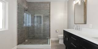 1745 S Barrington Ave Gallery 11