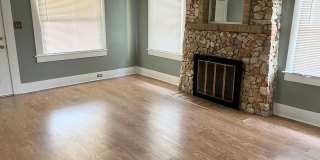 Charming 2 Bedroom, 1 Bath Home in Tower District Charming 2 Bedroom, 1 Bath Home in Tower District Gallery 4