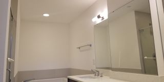 Spacious and modern townhome in Downtown Bellevue Gallery 13