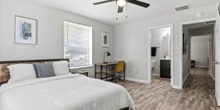 2114 Main St Gallery 8