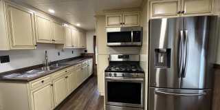 548 Main Street Gallery 1