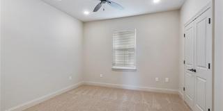 4404 BARNETT Street Gallery 18