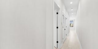 1331 W Taylor Street Gallery 14