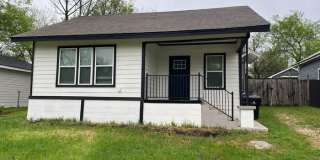 1515 West Woodard Street Gallery 1