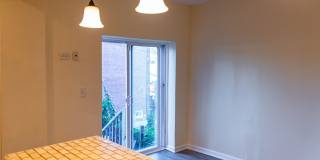Renovated and Spacious 4Bedroom Townhouse in West Baltimore! Gallery 22