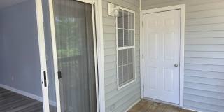 2 Bedroom 1 Bath Upstairs Unit Gallery 14
