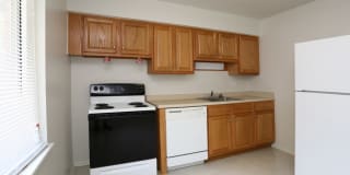 Oakland Gardens Apartments Gallery 5