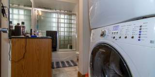 Nicely renovated  with in-unit laundry in a prime location in Fenway! Gallery 8