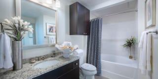 101 Cross Street Gallery 31