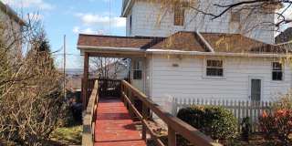 1023 Carmalt Street Gallery 39