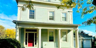 30 Millmont St Gallery 16