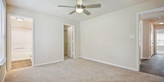 Northridge Crossings Gallery 12