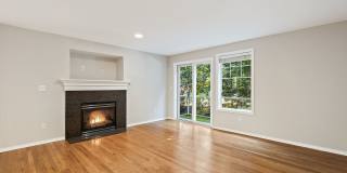Spacious Greenwood Townhome - New Paint, Carpet and Water Heater!! Gallery 22