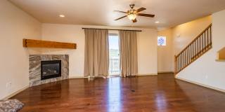 Mountain Shadows Gated Townhome with Mountain & Open Space Views!! Gallery 8