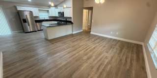 8006 N Voyager Dr Gallery 2