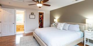 Spacious 4 Bedroom 3 Bath Home Gallery 12