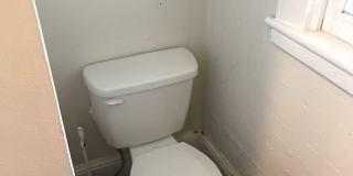 2-story duplex | 4 bedrooms and 2 full bathrooms Gallery 43