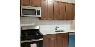Spacious 3BR Townhouse with Modern Kitchen Hardwood Floors Available Now! Spacious 3BR Townhouse with Modern Kitchen Hardwood Floors Available Now! Gallery 8