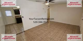 April Move in Special - Country Club & Fort Lowell area - 2 Beds 1 bath with AC Gallery 10