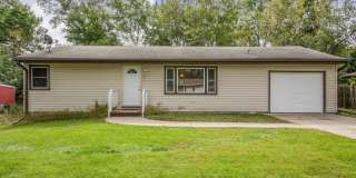 Darling 3 bedroom home in Greenfield Plaza neighborhood Gallery 1