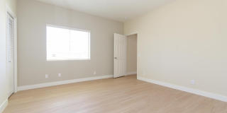 1228-1230 Wellesley Gallery 22