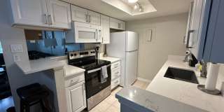 Bright & Updated 2Bd/1Ba Condo in Aurora Gallery 19