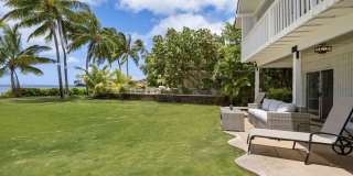 Honolulu Beachfront Retreat: Lux Beachfront Retreat w/ Ocean Views  Private Beach Gallery 1