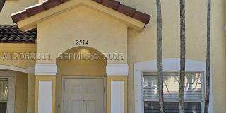 2514 SW 83rd Ter Gallery 1
