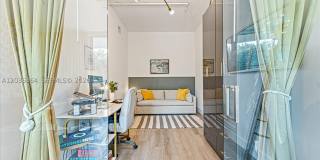 1700 Meridian Ave Gallery 12