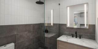 2963 Virginia Ave Gallery 17