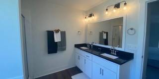 116 Whitaker Way N Gallery 17