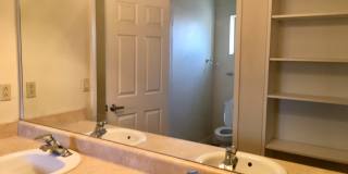 1434 East Elm Street - 2 Gallery 11