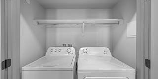 Retreat at Eastlake Gallery 54