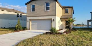 FANTASTIC 5 BEDROOM/ 3 BATH HOME in PARRISH! ISLES AT BAYVIEW! SUPER AMENITIES! Gallery 1