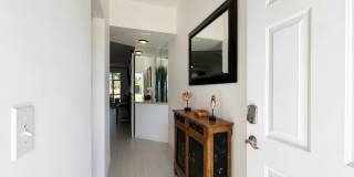 Beautifully furnished 2BR/2BA first-floor condo Gallery 17