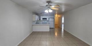 * COMING SOON *   NICE!  3 BED / 2 BATH / 1 CAR GARAGE (1/2 DUPLEX) LEESBURG Gallery 4
