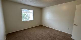 2 Bed/1 Bath Condo in Convenient East Side Location! Gallery 9