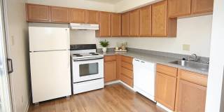 Ashland Towne Square Gallery 8