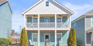 Your New Home! 3 Beds, 2.5 Baths, Hardwood Throughout, Fenced Back Yard, 3 Patios, + Community Pool! Gallery 1