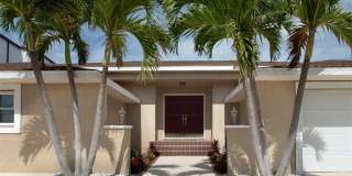 2504 HIBISCUS Drive W Gallery 1