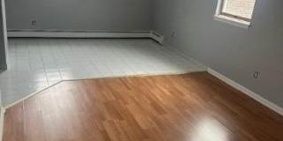 102 Jericho Turnpike Gallery 10