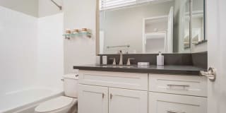 Los Robles Apartments Gallery 52