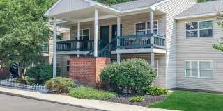 London Square Gallery 14