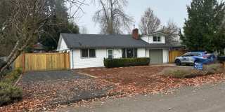 4 bedroom 2 bathroom home in a great neighborhood! Gallery 1