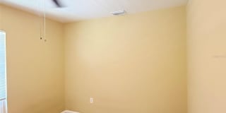 2615 E CURTIS STREET Gallery 21