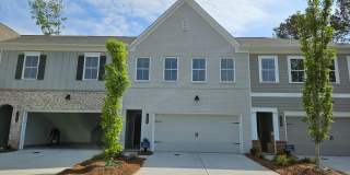 Don't miss out on this brand new 3 bed 2.5 bath Townhome located in Acworth Gallery 1