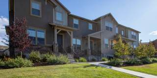 3 Bedroom/ 2.5 Bathroom | FURNISHED | Internet Included | Dog Considered Gallery 1