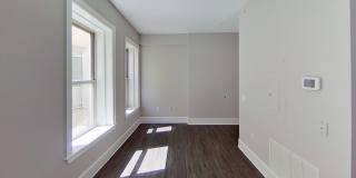 306 W Franklin Gallery 61