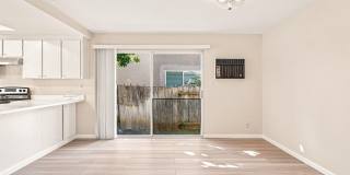 Beautifully Updated 4 Bed 2 Bath Home Gallery 10